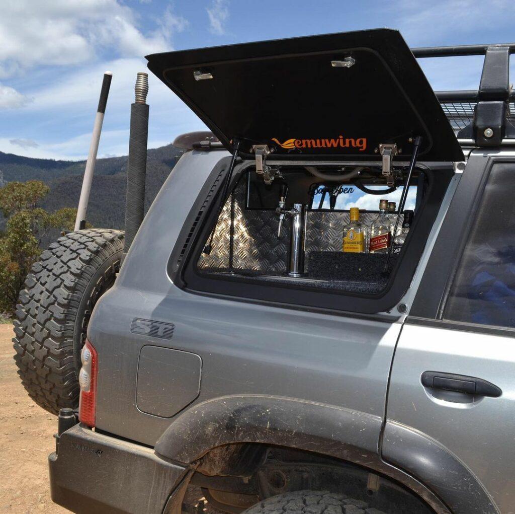 Gullwing Window – Nissan Patrol Y61 GU LWB – Emuwing - Revolve4x4