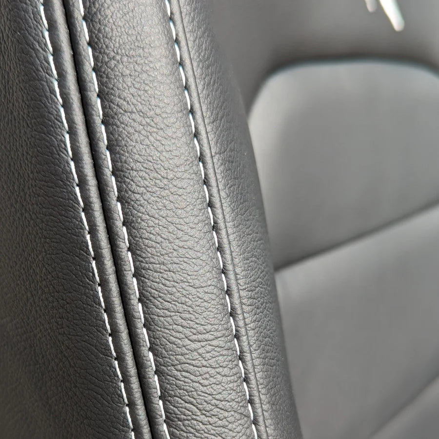 Huracan Fabrication Premium Touring Seats